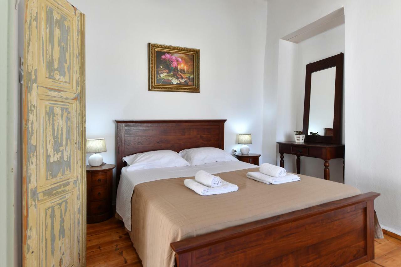 16Thcentury Apartment ปาริเกีย ภายนอก รูปภาพ